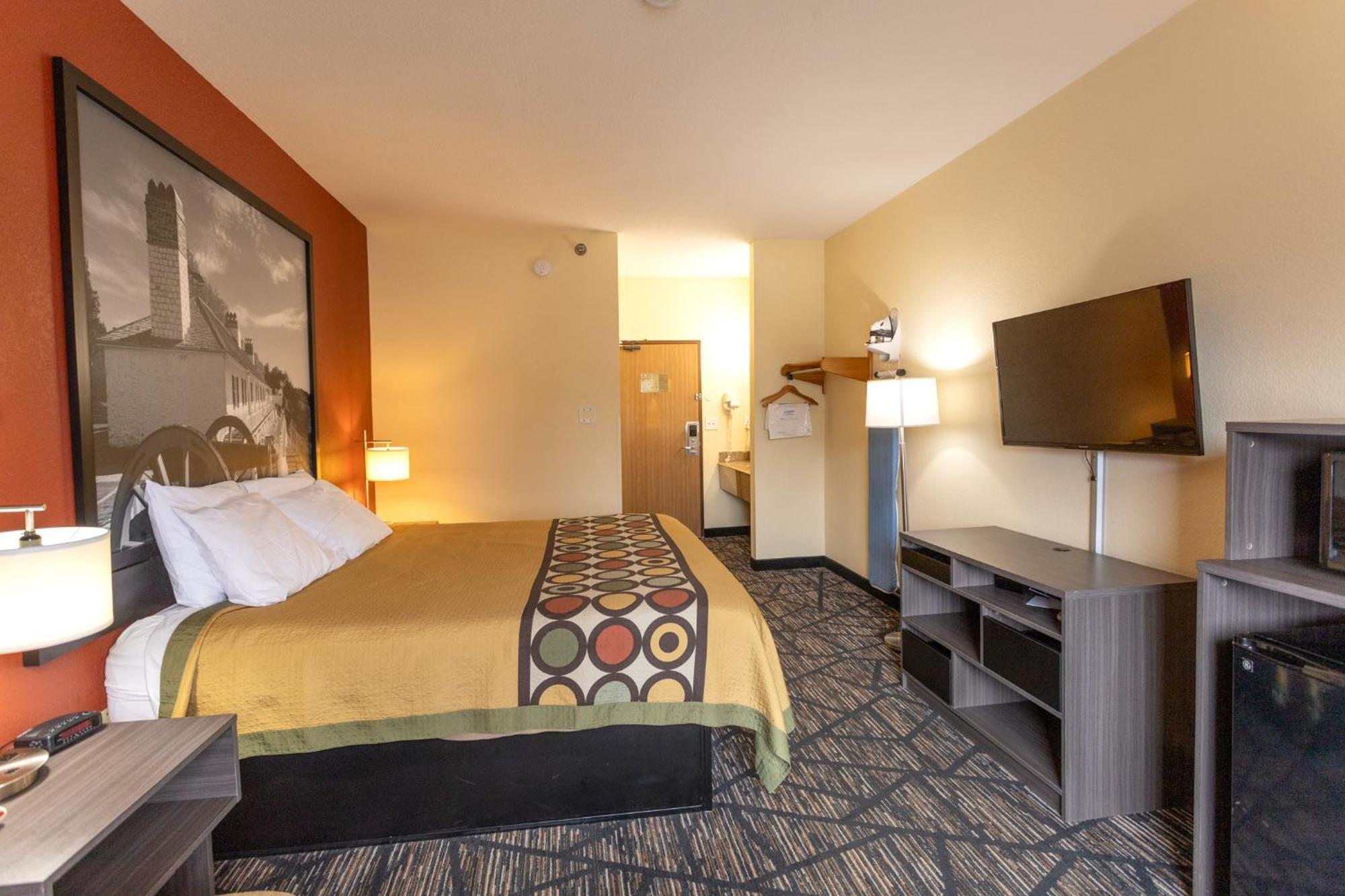 Motel Super 8 By Wyndham Big Rapids Extérieur photo