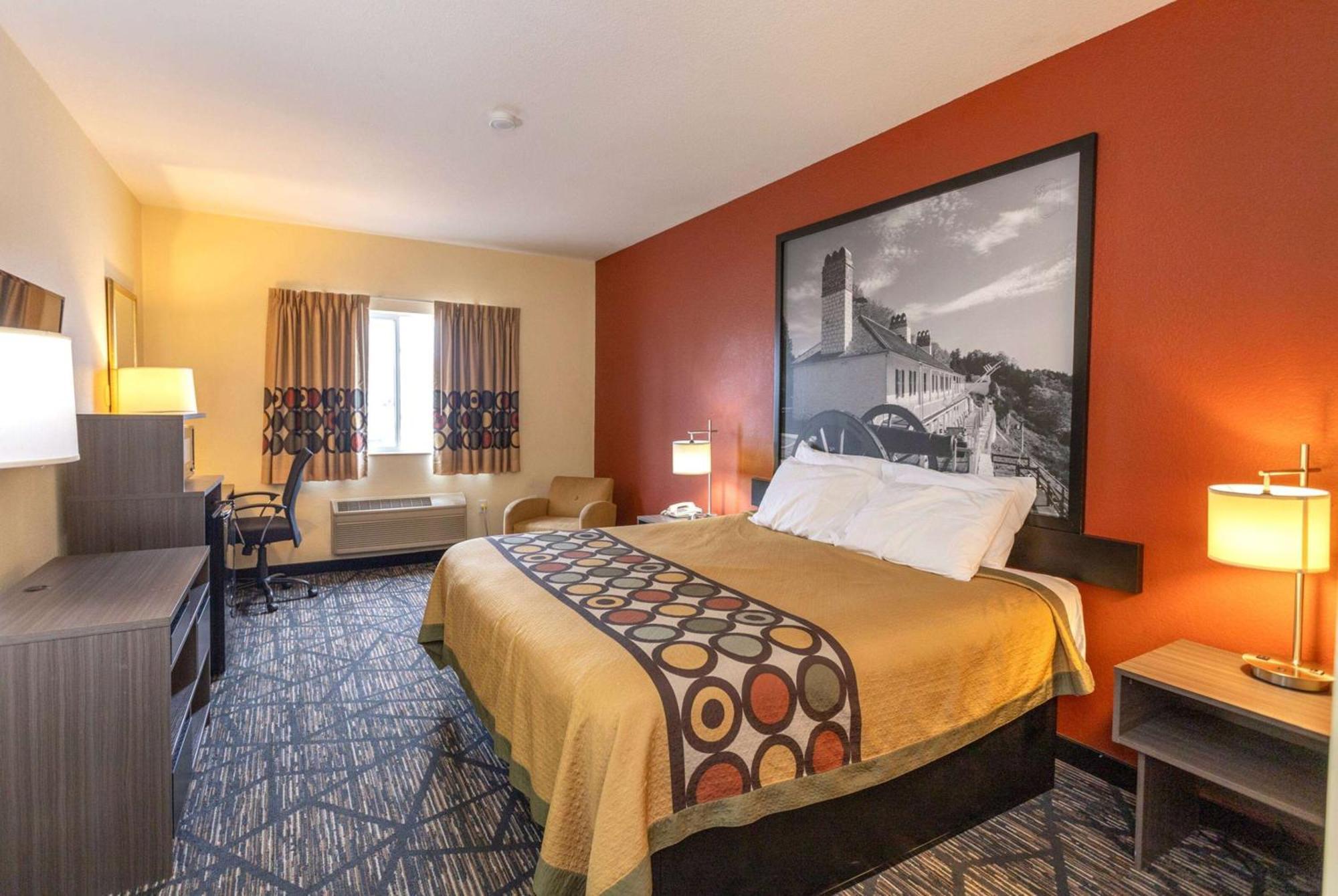 Motel Super 8 By Wyndham Big Rapids Extérieur photo